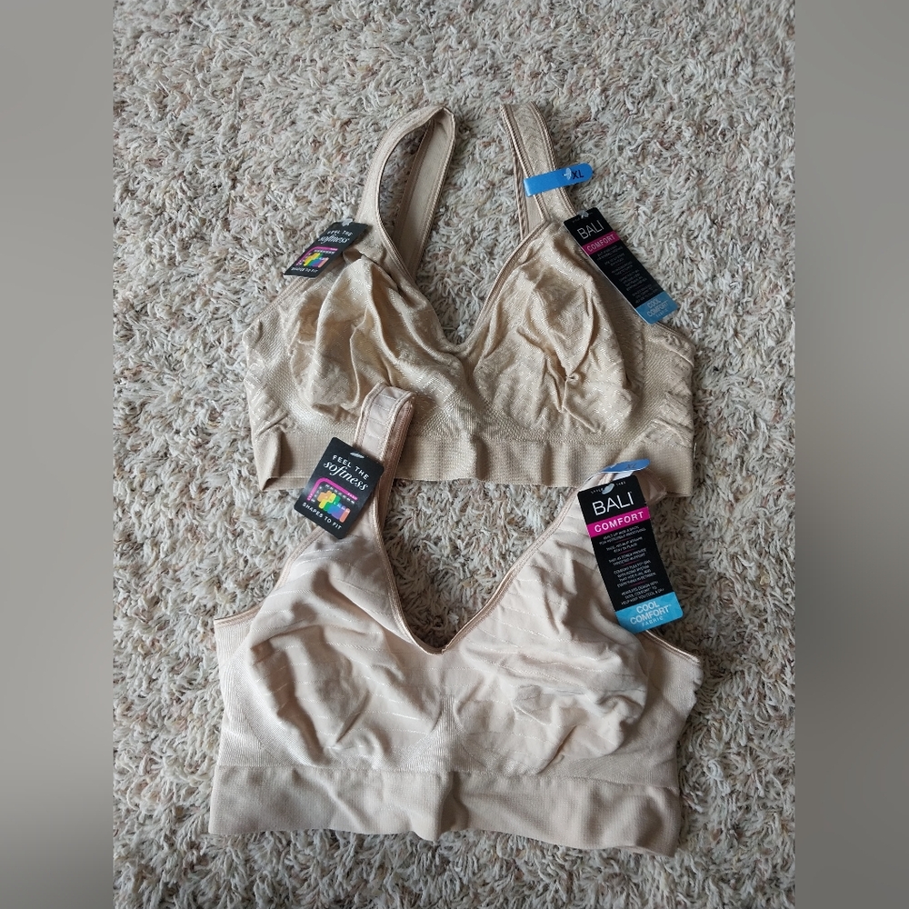 NWT Lot Of 2 Bali Women's Comfort Wirefree Bras Size XL